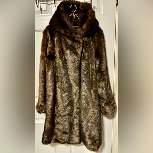 Donnybrook Jackets & Blazers - *Vintage* Donnybrook Brand FauxFur Long Hooded Coat Color Dark Brown Size Medium